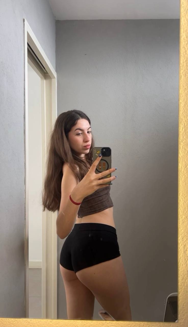 Amber in her underwear in Cantho